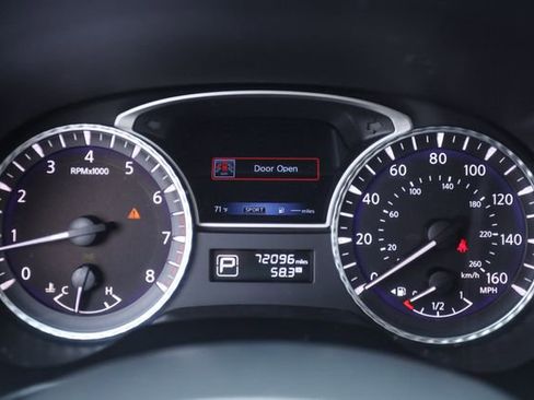 Used 2017 INFINITI QX60 Luxe w/ Deluxe Technology Package AWD/4WD image 31