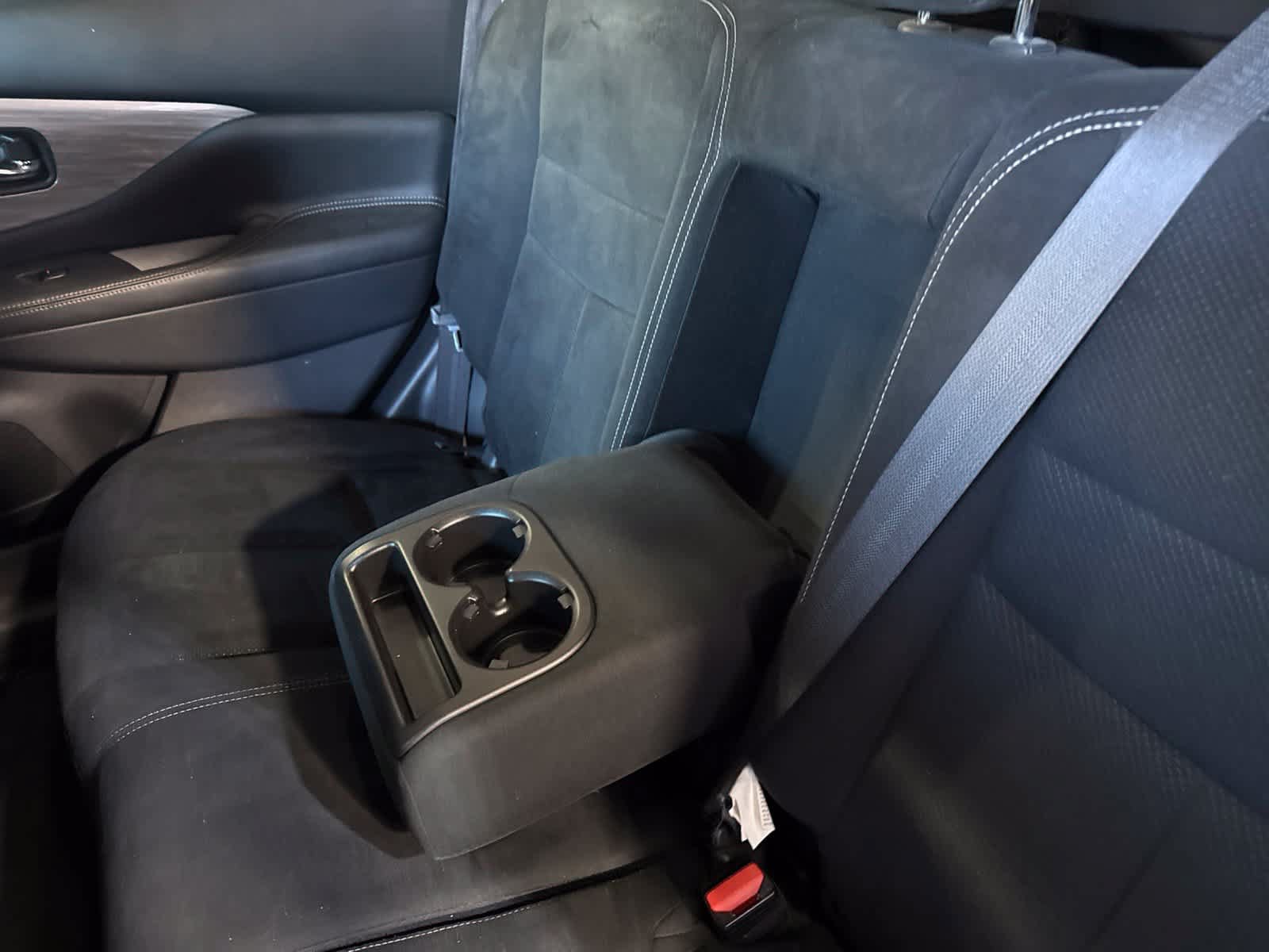 Used 2018 Nissan Murano SV FWD image 16