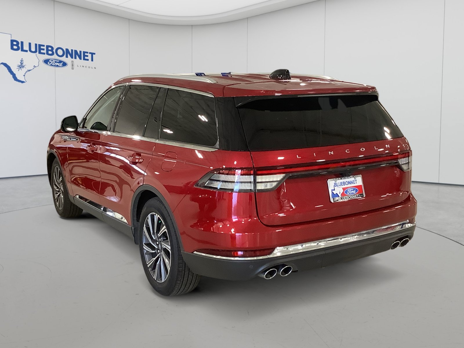 Certified 2025 Lincoln Aviator 2WD image 7
