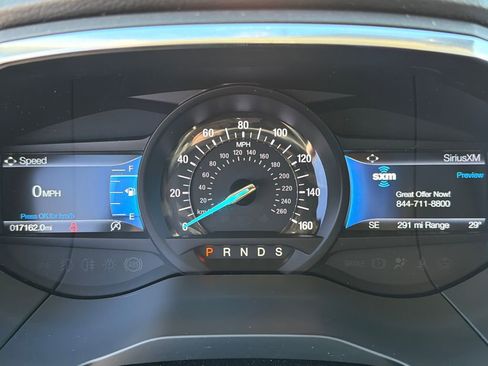 Used 2021 Ford Edge Titanium image 27