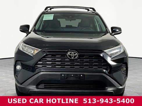 Used 2019 Toyota RAV4 XLE w/ Convenience Package AWD/4WD image 2
