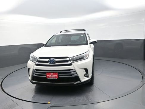 Used 2019 Toyota Highlander Limited Platinum w/ Protection Package #3 AWD/4WD image 34