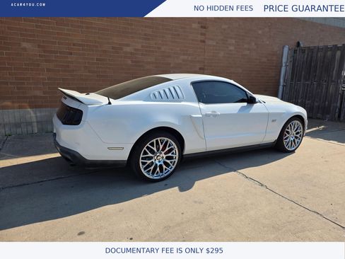 Used 2010 Ford Mustang GT Premium RWD image 10