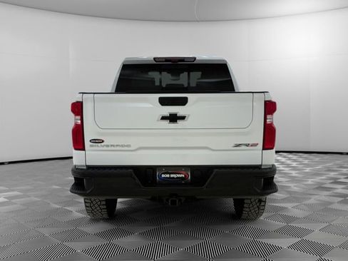 Used 2023 Chevrolet Silverado 1500 ZR2 w/ Technology Package image 4