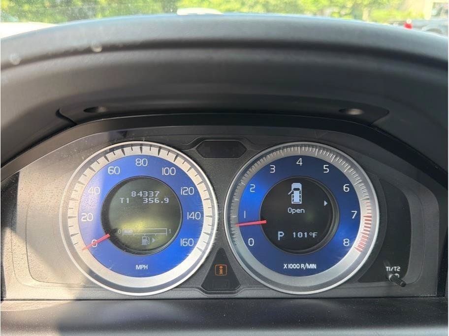 Used 2013 Volvo XC60 T6 AWD/4WD image 15