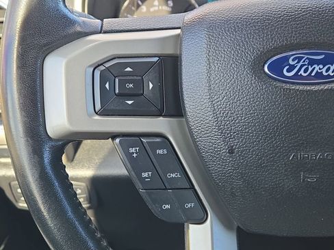 Used 2019 Ford F250 Lariat w/ Chrome Package image 25
