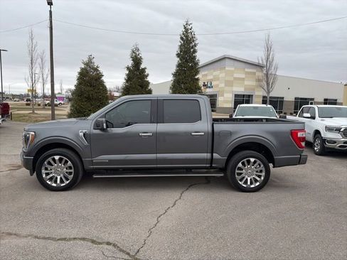 Used 2023 Ford F150 Limited image 3