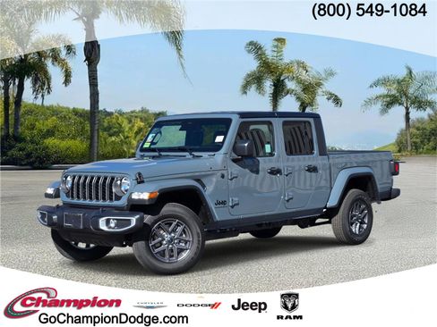 New 2026 Jeep Gladiator Sport image 1