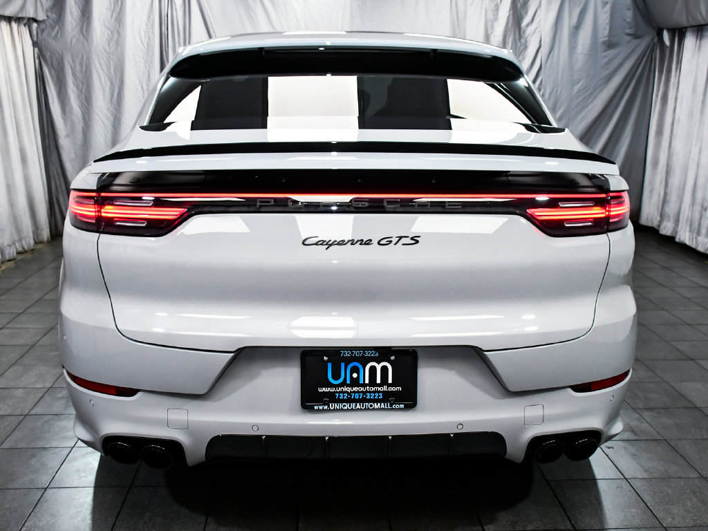 Used 2023 Porsche Cayenne GTS w/ Premium Package Plus AWD/4WD image 5
