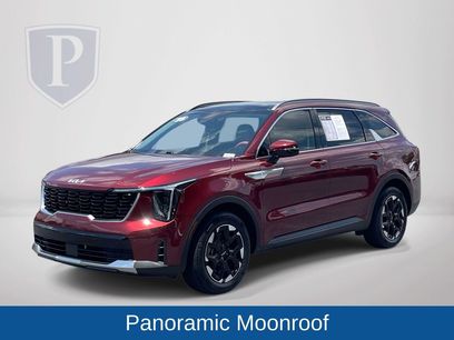Used 2025 Kia Sorento S w/ Panoramic Sunroof Package