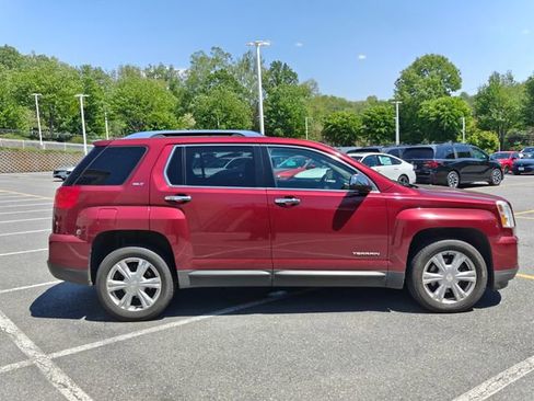 Used 2017 GMC Terrain SLT w/ Open Road Package AWD/4WD image 7