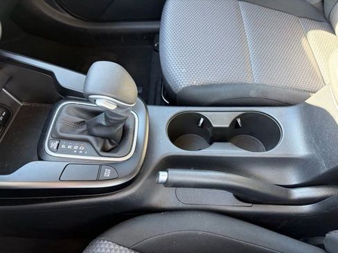 Used 2025 Kia Soul LX image 20