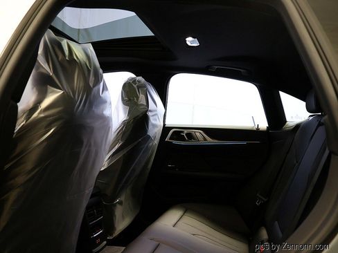 New 2026 BMW i4 xDrive40i image 13