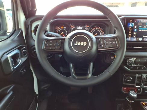 Used 2026 Jeep Wrangler Unlimited Sport AWD/4WD image 15