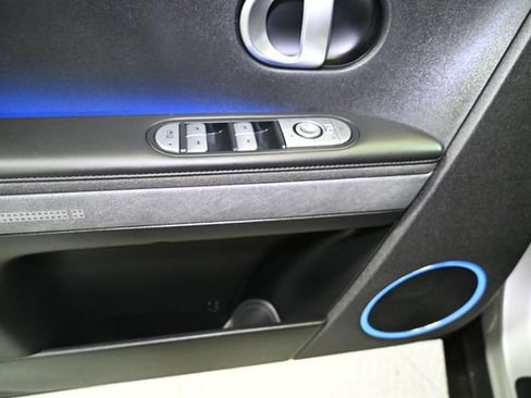 Used 2023 Hyundai Ioniq 5 SEL image 25