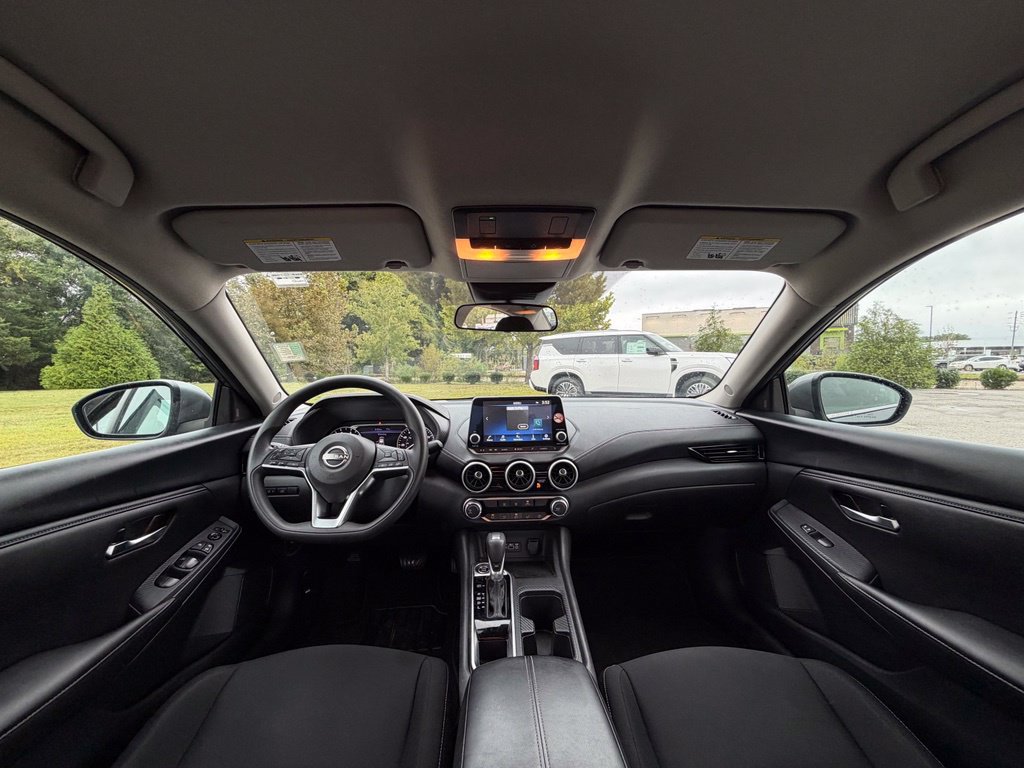 Used 2025 Nissan Sentra SV FWD image 25