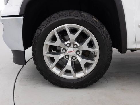 Used 2016 GMC Sierra 1500 SLT w/ SLT Premium Package AWD/4WD image 17