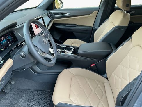 New 2026 Volkswagen Atlas Cross Sport SE image 9