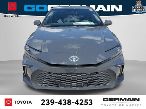 Used 2026 Toyota Camry SE w/ Convenience Package FWD image 2