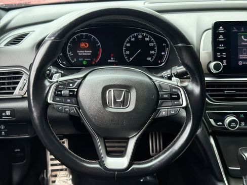 Used 2018 Honda Accord Sport image 23
