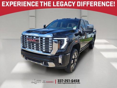 Used 2024 GMC Sierra 2500 Denali w/ Denali Reserve Package AWD/4WD image 1