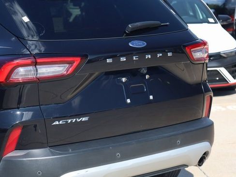 Used 2023 Ford Escape Active w/ Tech Pack #2 image 6