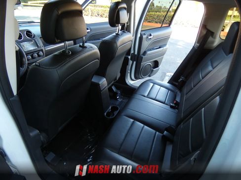 Used 2016 Jeep Patriot High Altitude FWD image 23
