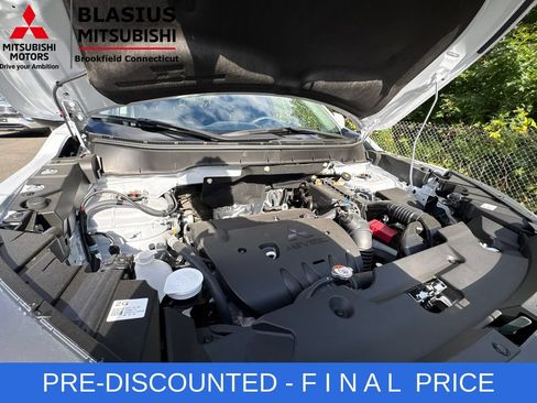 Used 2025 Mitsubishi Outlander Sport ES AWD/4WD image 58
