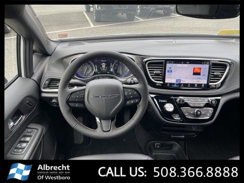 New 2026 Chrysler Pacifica Select AWD/4WD image 21