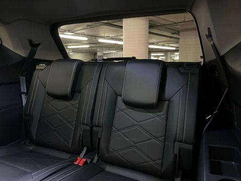 New 2026 Volkswagen Atlas SE image 23