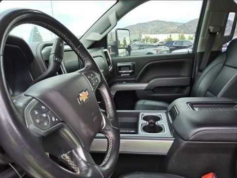 Used 2019 Chevrolet Silverado 2500 LTZ w/ Duramax Plus Package AWD/4WD image 6