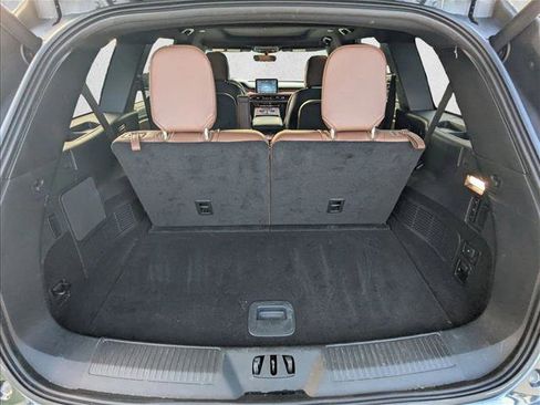 Used 2024 Lincoln Aviator Reserve w/ Equipment Group 201A image 6