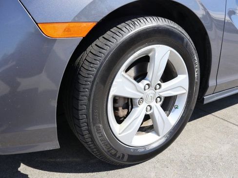 Used 2018 Honda Odyssey EX-L image 8