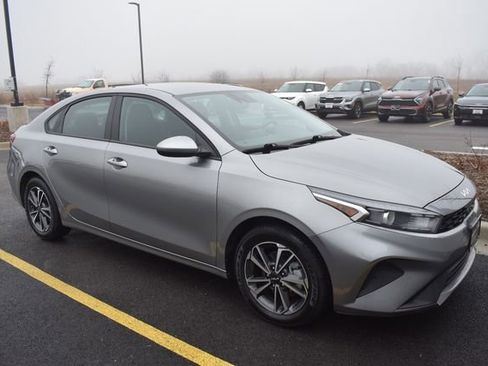 Certified 2023 Kia Forte LXS image 1