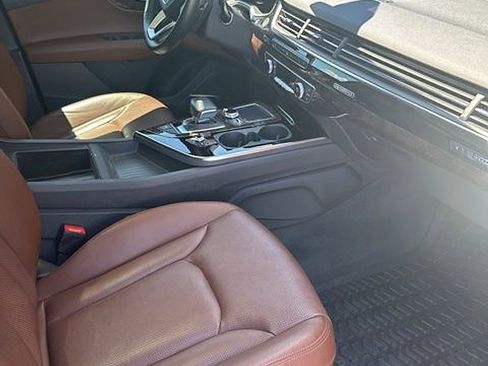 Used 2019 Audi Q7 3.0T Premium Plus w/ Premium Plus Package AWD/4WD image 7
