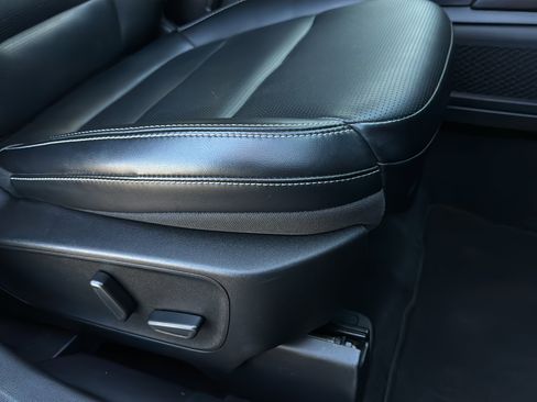 Used 2023 Ford Escape Platinum image 25