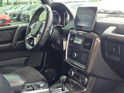 Used 2018 Mercedes-Benz G 550 Squared image 32