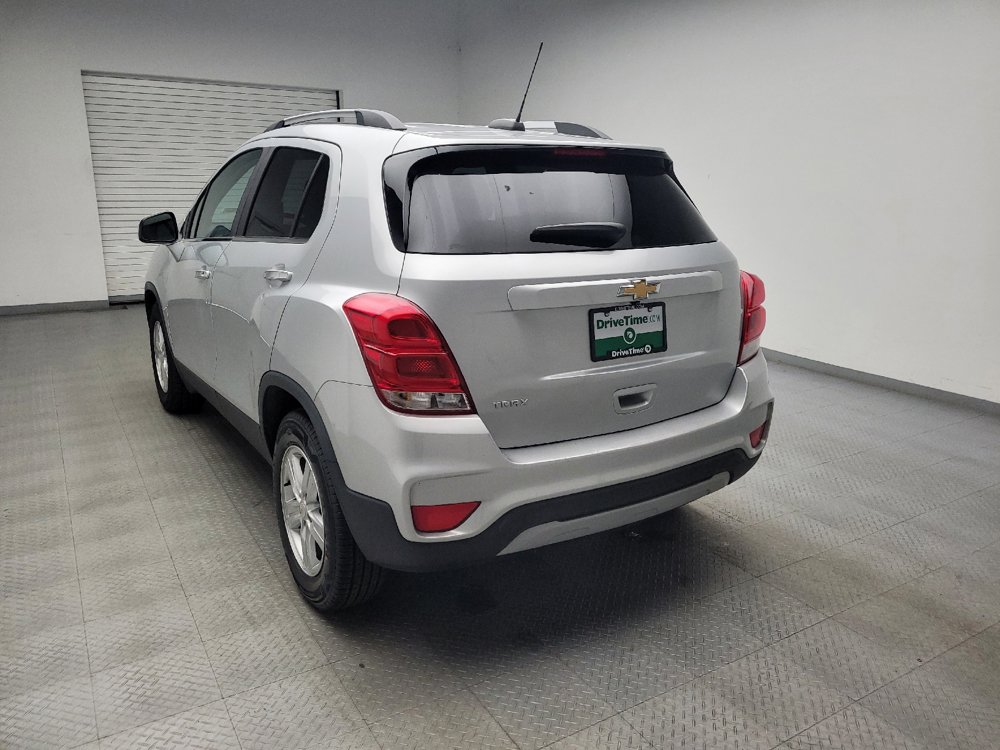Used 2020 Chevrolet Trax LT w/ LT Convenience Package FWD image 5