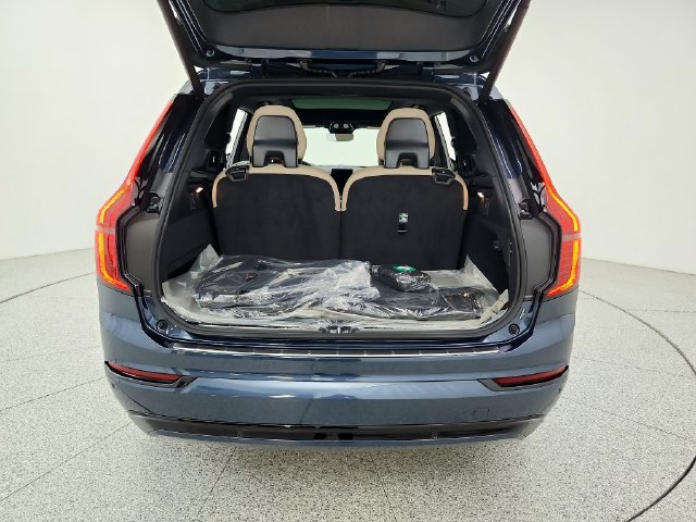 New 2027 Volvo XC90 B6 Ultra AWD/4WD image 19