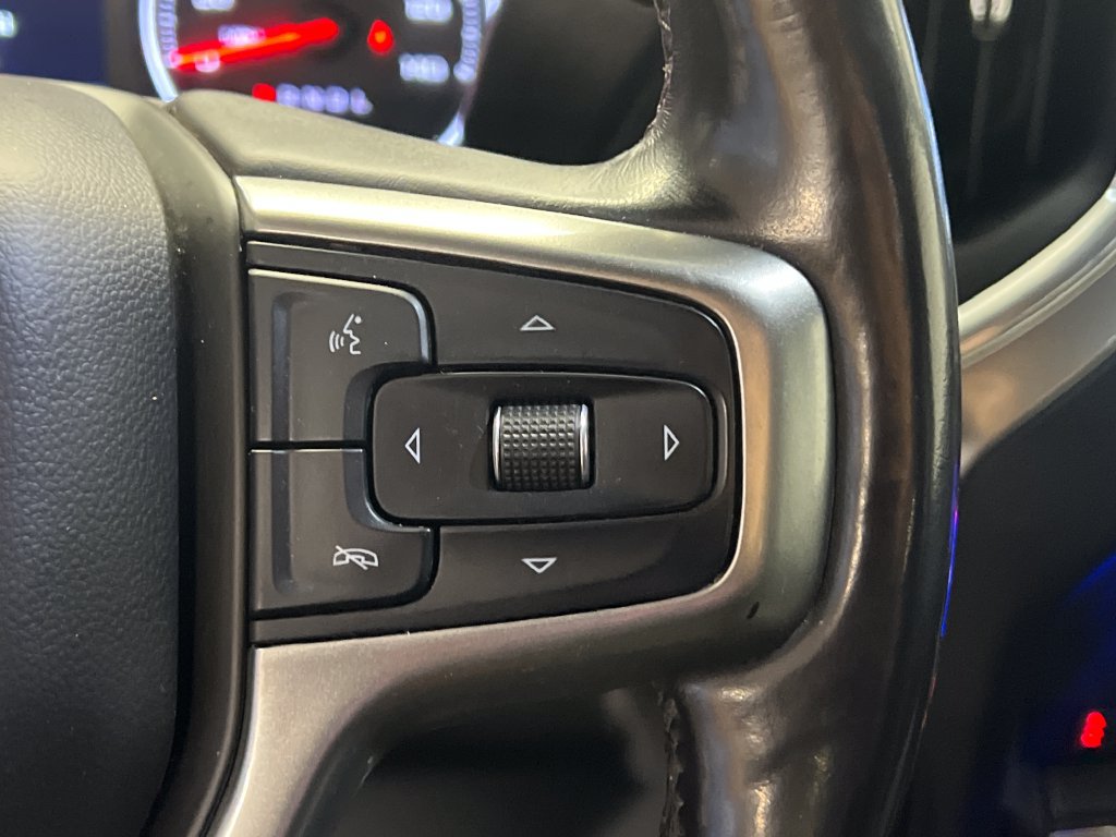 Used 2021 Chevrolet Silverado 1500 RST AWD/4WD image 27