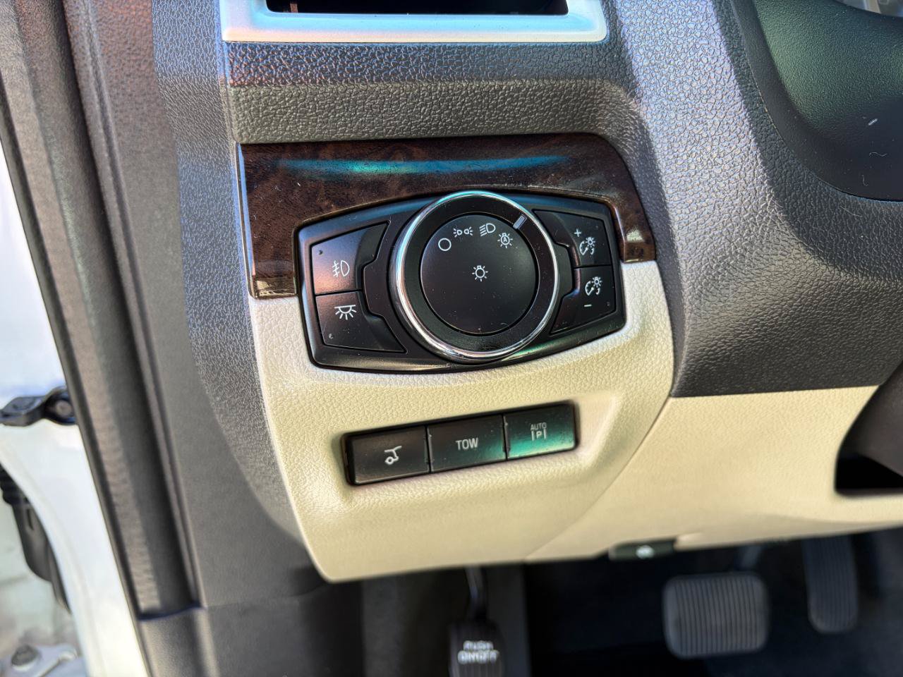 Used 2015 Ford Explorer Limited w/ Equipment Group 302A AWD/4WD image 16