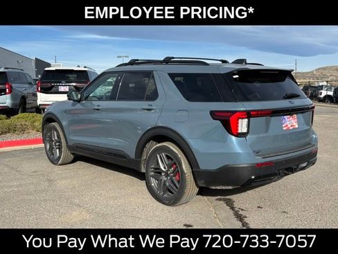 New 2026 Ford Explorer ST-Line w/ ST-Line Street Pack AWD/4WD image 3