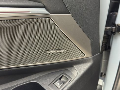 Used 2022 BMW M3 Competition image 19