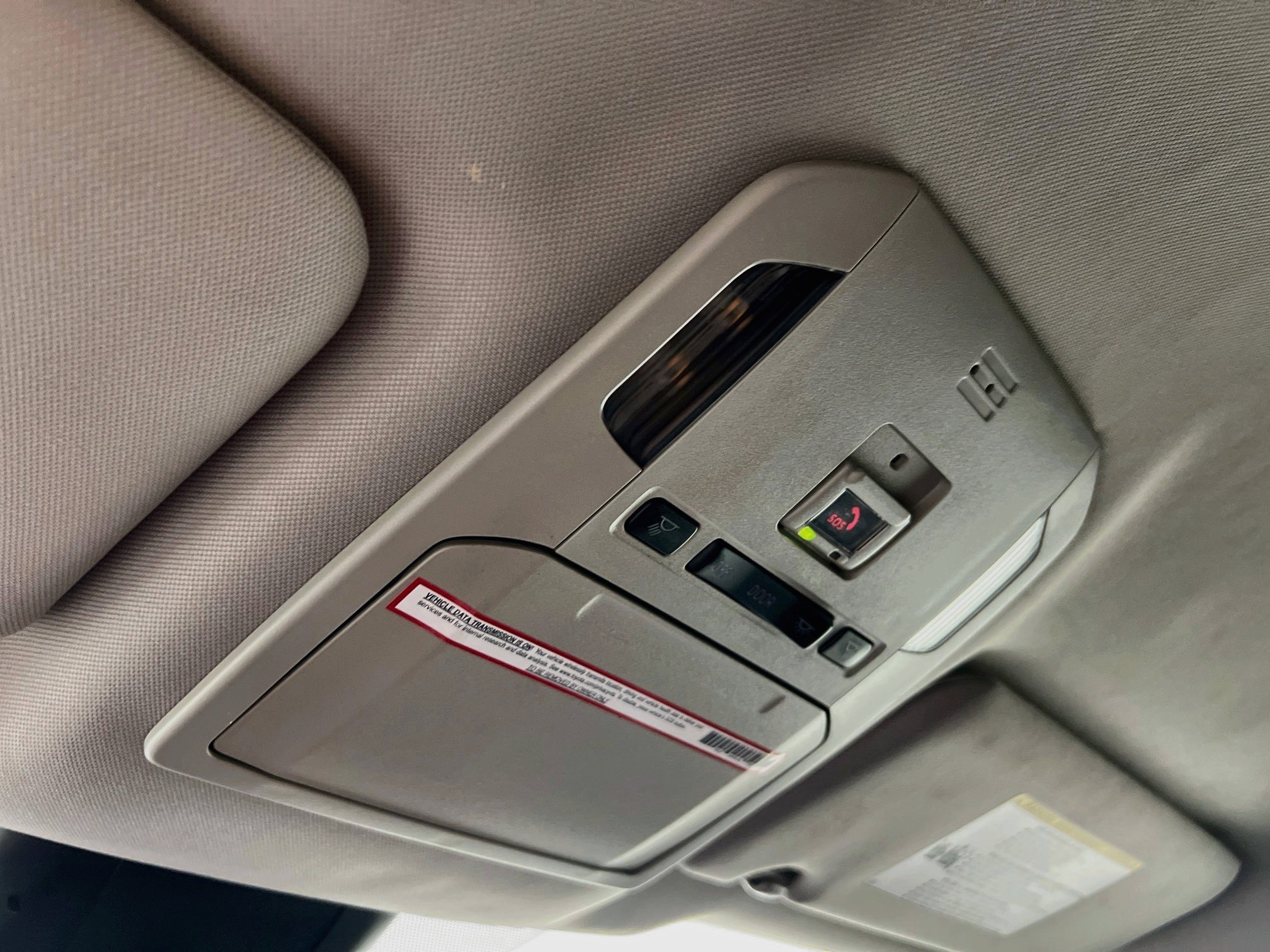 Used 2022 Toyota Highlander LE AWD/4WD image 20