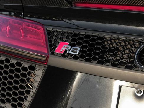 Used 2018 Audi R8 V10 plus image 44