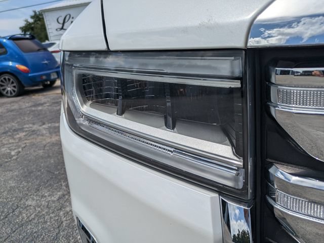 Used 2020 GMC Acadia SLT w/ Driver Alert Package II FWD image 10