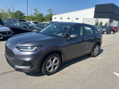Used 2023 Honda HR-V LX image 3