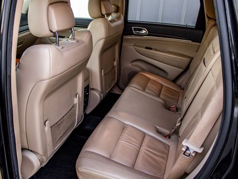 Used 2014 Jeep Grand Cherokee Limited image 22