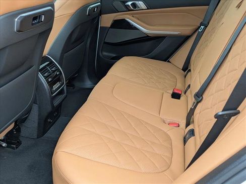 New 2026 BMW X5 xDrive40i w/ M Sport Package image 17