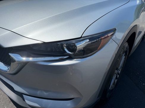 Used 2017 MAZDA CX-5 Touring w/ Preferred Equipment Package AWD/4WD image 2